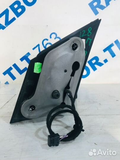 Зеркало правое volkswagen polo 5 1.6 ат