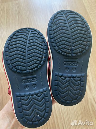 Сандалии crocs c6
