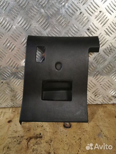 Крышка блока предохранителей Peugeot 307 уневерсал