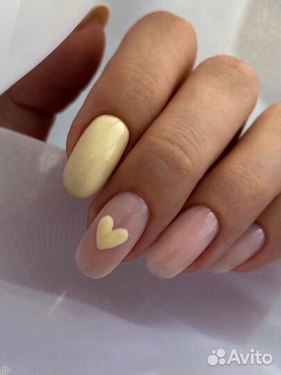 Маникюр педикюр