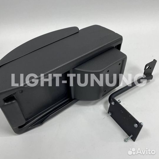 Подлокотник на ваз 2110