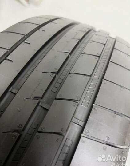 Goodyear Eagle F1 Asymmetric 3 SUV 245/45 R20 99V