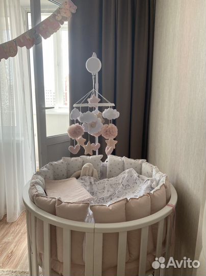 Мобиль в кроватку музыкальный из фетра