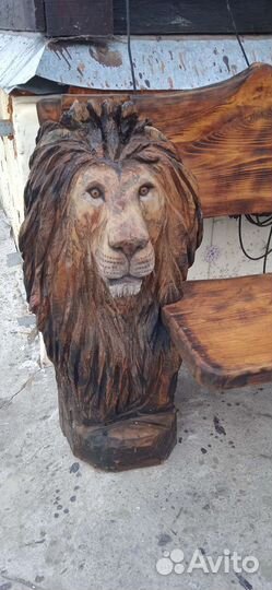 Резная скамейка