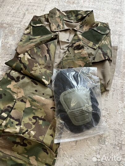 Вещи военные, берцы, перчатки, кепки, рюкзаки