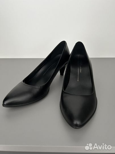 Туфли Экко женские 39 размер
