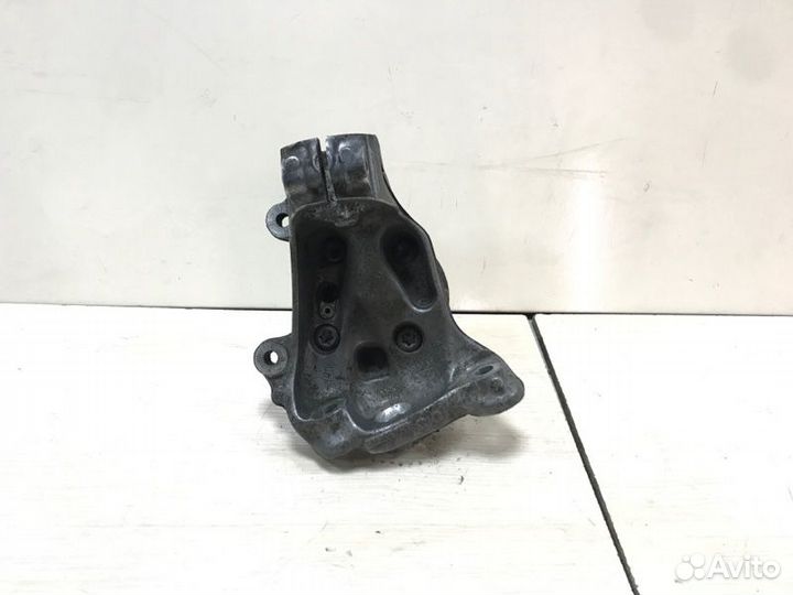 Кулак передний левый Bmw 3-Series F30 2017