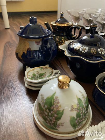 Чайники, сахарницы, посуда СССР (одним лотом)