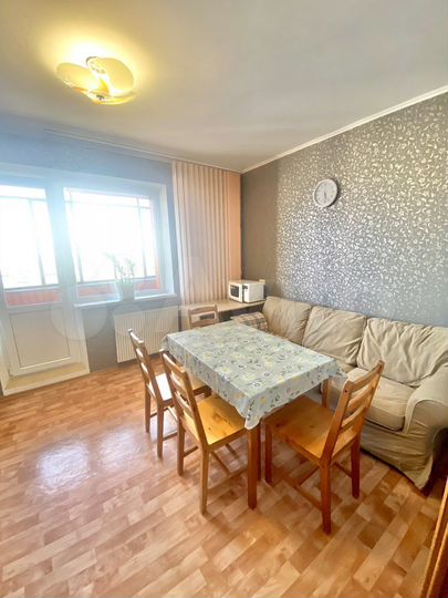 2-к. квартира, 80 м², 10/10 эт.
