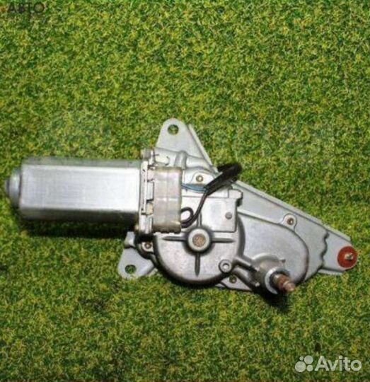 Задний моторчик стеклоочистителя тойота функарго