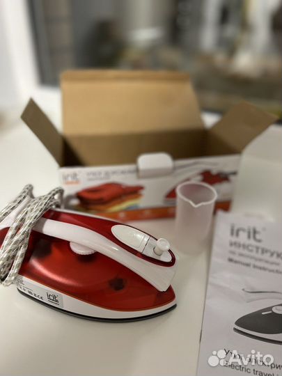 Утюг дорожный