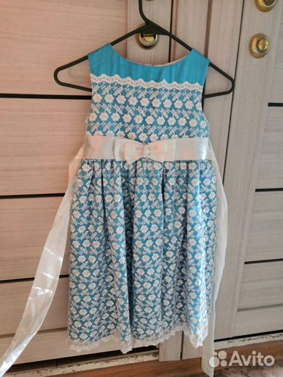 Платье нарядное для девочки, размер 122