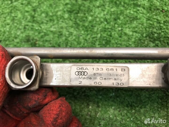 Рейка топливная (рампа) Audi Tt 8N AUQ 2004