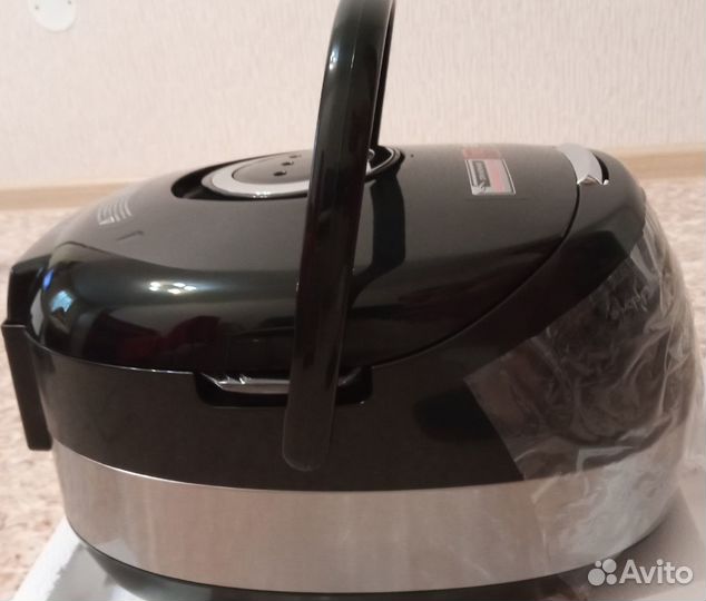 Мультиварка redmond RMC-M90. Новая