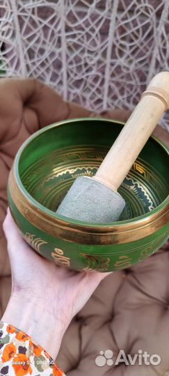 Поющая чаша