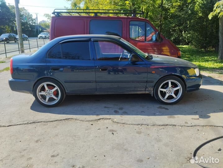 R17 ACCU-TRAC 40K 215/45, PCD 4x100 DIA 56.5