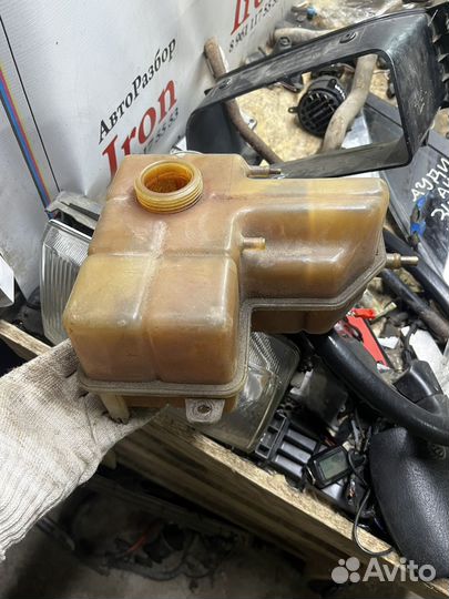 Расширительный бачок Chery Fora a21 Estina