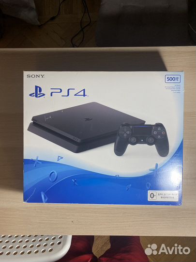 Sony PS4 slim 500gb + 2 геймпада + 5 игр