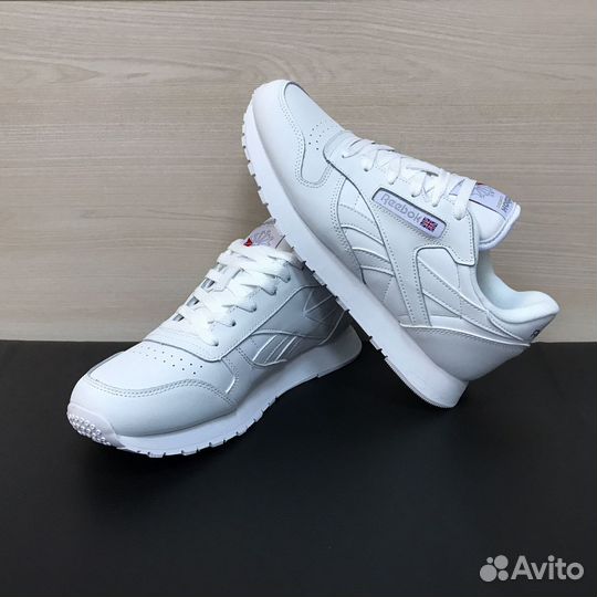 Кроссовки Reebok Classic белые мужские