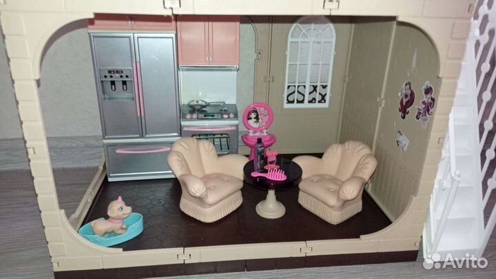 Домик кукольный