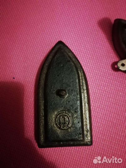 Старинный газовый утюг