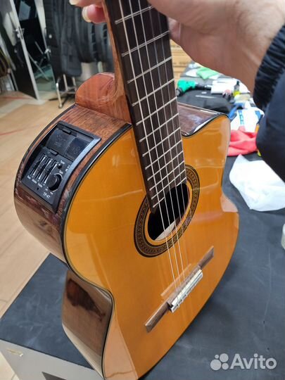Электроакустическая гитара Takamine GC5CE NAT