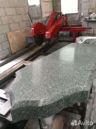 Изготовление памятников и изделий из камня