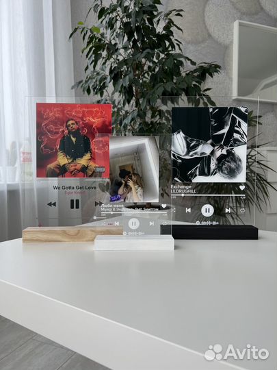 Фоторамка с треком