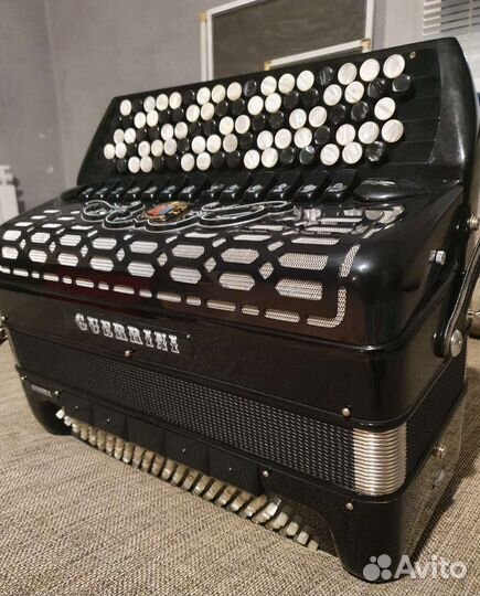Концертный Итальянский баян Guerrini Horma