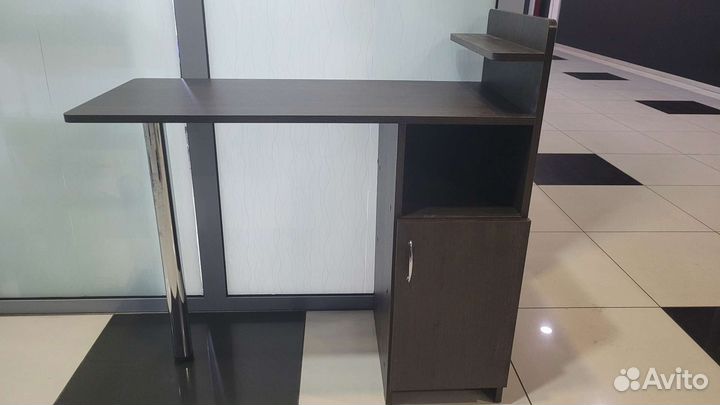 Стол для маникюра