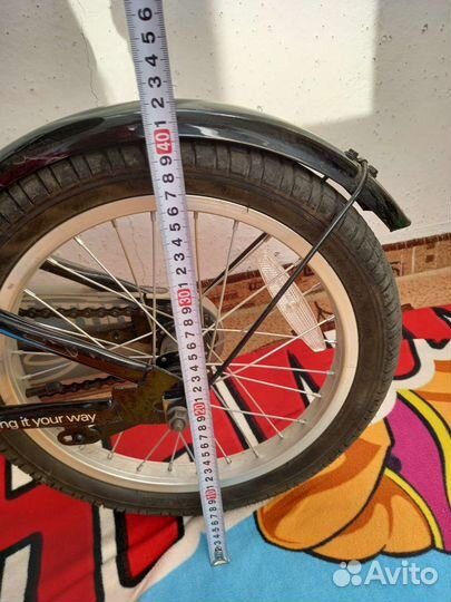 Продам велосипед на возраст 6,7 лет ездил 1 год