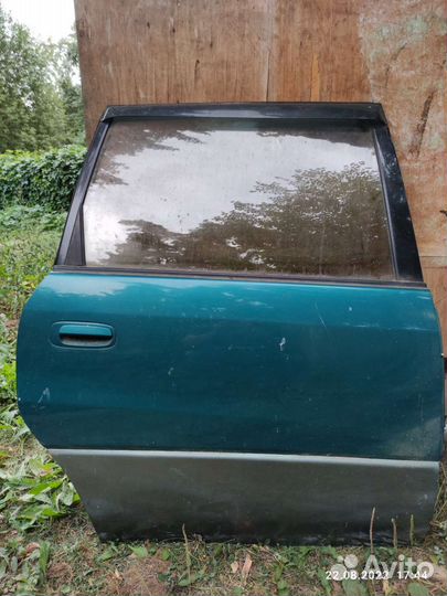 Дверь задняя правая ipsum sxm10