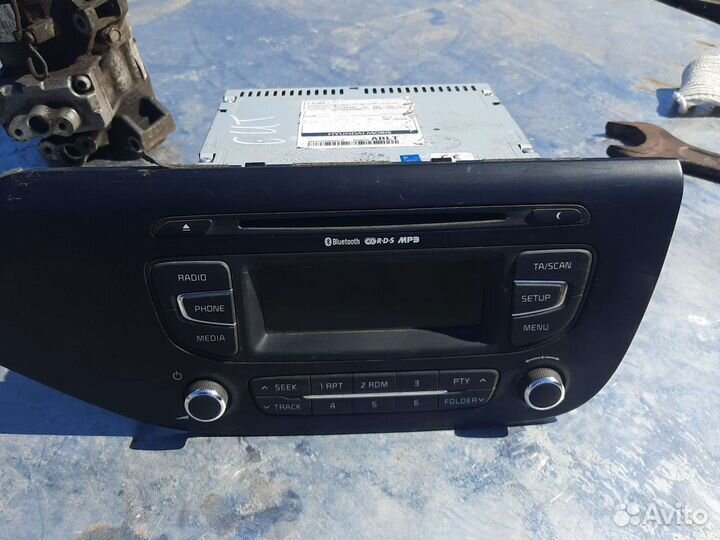 Штатная магнитола Киа Сид 2 JD