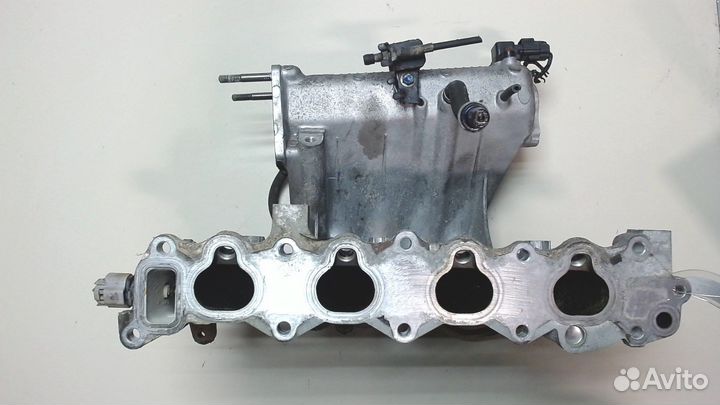 Коллектор впускной Suzuki Grand Vitara, 2001