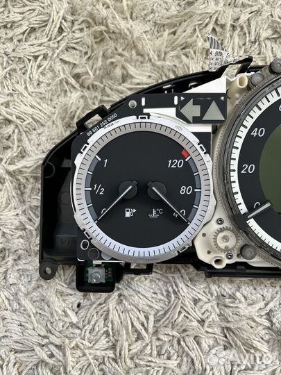 Приборная панель для Mercedes W204 дорест