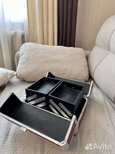 Кейс чемодан для косметики Mary Kay