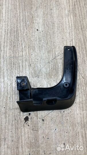 Брызговик Передний Правый Kia Cerato 3