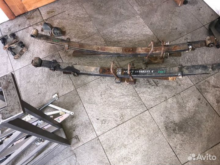 Рессора задняя Mitsubichi L200 4N15 2017