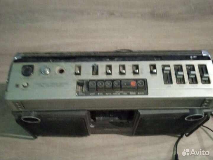 Магнитофон panasonic