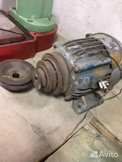 Сверлильный станок