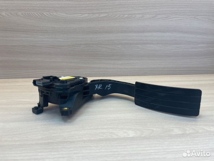 Педаль газа LADA X-Ray