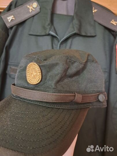 Офисная военная форма зеленая мужская