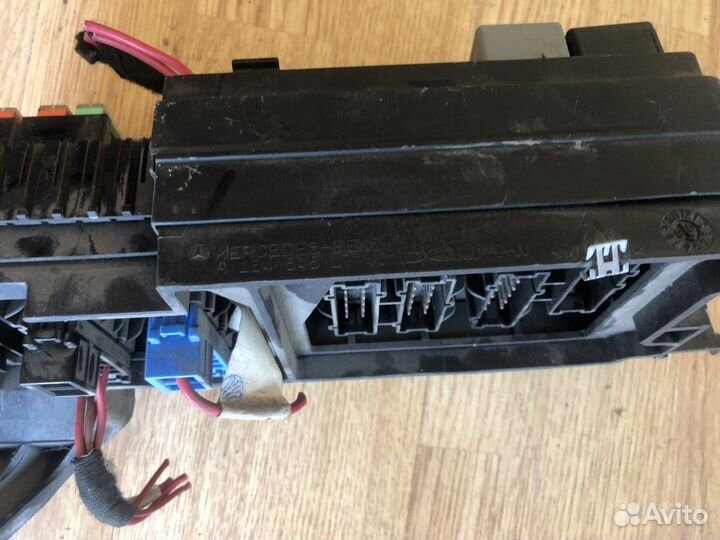 Блок предохранителей Mercedes w164