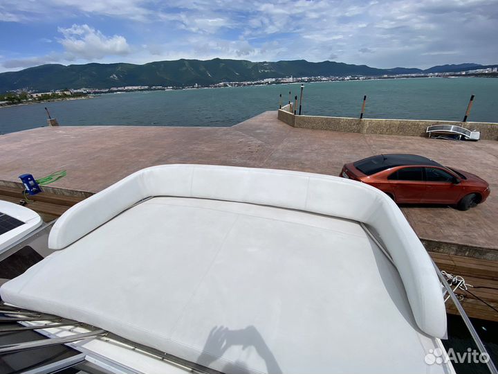 Аренда яхты в Геленджике от собственника