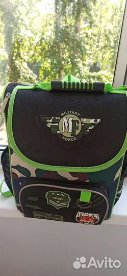 Школьный рюкзак