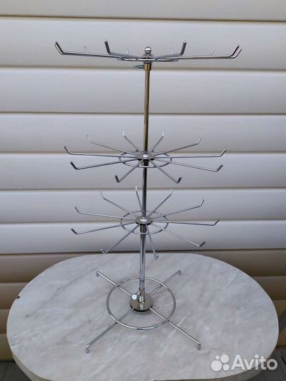 Стойка вешалка-карусель настольная, металлическая