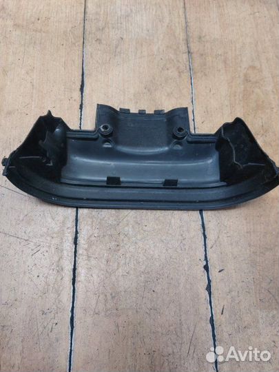 Защитная крышка ремня грм Volvo V70 B5204T5 2004