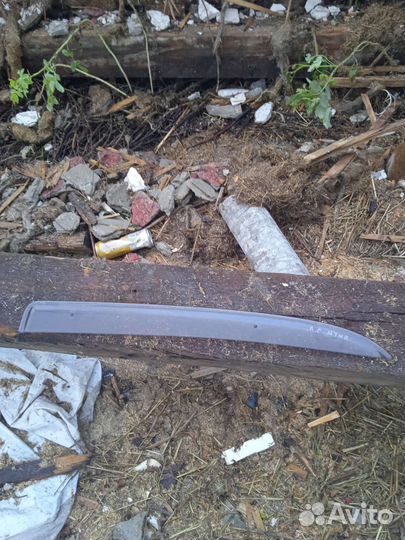 Ветровик двери задний левый Тойота Витц SCP10