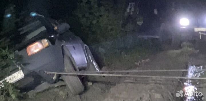 Внедорожная эвакуация 4х4. Вытащим из грязи