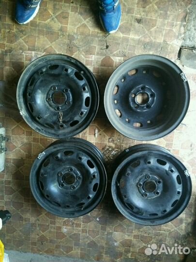 Штампованные диски VolksWagen Polo R14 5x100